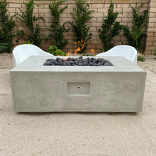 Load image into Gallery viewer, Venice 58" (Enclosed Propane Unit)